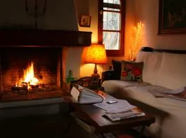 Nafpaktos cottage by the sea for travelers and dreamers!