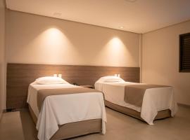 Bravo's Hotel, готель у місті Xinguara