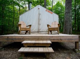 Tentrr State Park - Camden Hills State Park 2, hotel a Camden