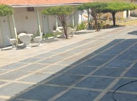 Chalés Mariza, hôtel à Luis Correia