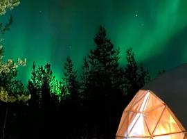 Pandomes Aurora Igloo Hotel, luksusleirintäpaikka Rovaniemellä