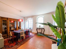 FEEL - Salvecchio Apartments, hotel v Bergamu