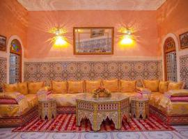 Dar lmrama Guest House Fes Medina Morocco, hotel v destinaci Fès