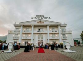 Grand Antika, hotel in Peje