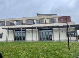 Mondo hôtel, hotel v destinaci Tubize