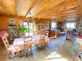 Chalet 6 pers. avec cheminée, jardin, WiFi à 300m des pistes - Arâches-la-Frasse - FR-1-572-28