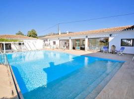 Senia Tomaset I, hotel v destinaci Onil