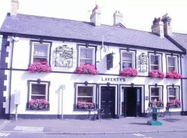 Laverty's - The Black Bull Inn, hotel u gradu Randalstown