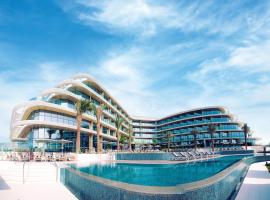 JA Lake View Hotel (JA The Resort), hotel near Al Maktoum International Airport - DWC, Dubai