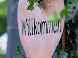 Luxus Apartments Mosel-Zeit NEU 2023, place to stay in Zell an der Mosel