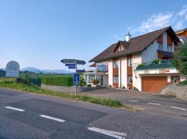 Neues ruhiges Studio im Naherholungsgebiet, ruhige Zimmer im grünen, hotel ramah hewan peliharaan di Sigigen