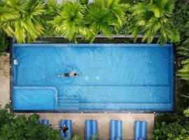 DeeProm Pattaya Hotel, khách sạn 3 sao ở Khu Pattaya Central