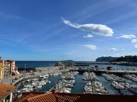 IZARO EYE BERMEO by Urdaibai Rentals