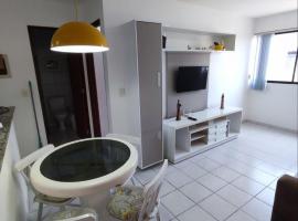 Apartamento com piscina a uma quadra da praia de jatiuca