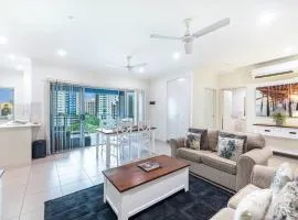 Your Keys to Larrakeyah Coastal Comfort with Pool