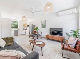 'Botanica Bonita' A Stylish Nightcliff Hideaway: Nightcliff şehrinde bir otel