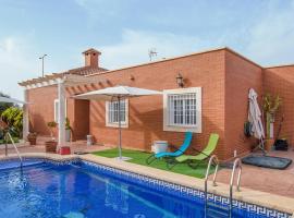 4 Bedroom Stunning Home In Níjar, hotel en Níjar