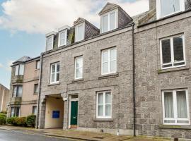 The Eaves At 153, sumarbústaður í Aberdeen