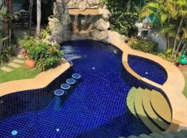 Private Pattaya Resort, hotel in Nong Prue