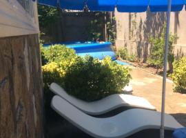 дом в новханах у моря, Hotel in Baku