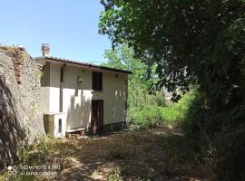 La casetta del custode!: Villa Santa Maria'da bir otel