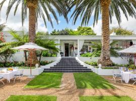 Villa Coloniale Schumacher Luxury Retreat, מלון ליד Constantia Uitsig Wine Estate, קייפטאון