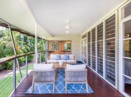 Luxe Treehouse Stay with Pool in the Tropics, ваканционно жилище в Fannie Bay
