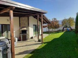Villa Gardenia, βίλα σε Sapareva Banya