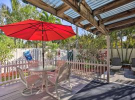 Stuart Apartment w/ Patio Near St Lucie River!، فندق في ستيوارت