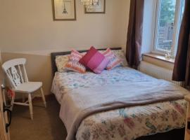 Mallard Cottage Guest House, hotel with parking in Aylesford