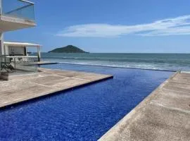 Condo playa cerritos con 2 albercas Mazatlan