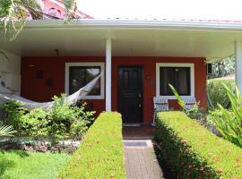 Pura Vida Villa! Beachfront Golf and Country Club Los Delfines 24 hours security, holiday rental in Tambor