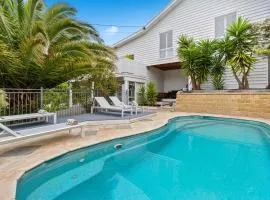 Godwin Goodness – Blairgowrie Beachside Accommodation