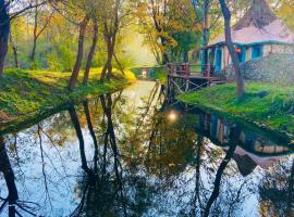 Viewtopia The Secret Land, hotel sa Valea Drăganului