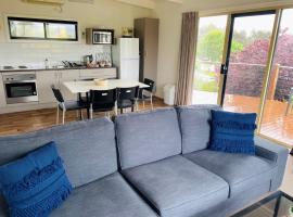 Cedar Apartments - Merrijig, hotel a Merrijig