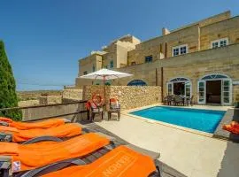 Hanini Holiday Home