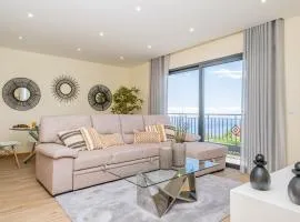 Canhas Residence II by Homie