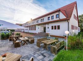 Hotel & Restaurant Zur Zwiebel, hotel in zona Maritime Museum in Peenemünde, Peenemünde