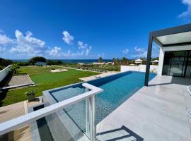 Luxury Villa Beach and Putt avec accès plage, luxury hotel in Saint-François