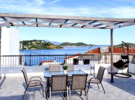 La Maison Plakes Rooftop Apt