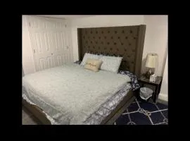 Brand new bedroom with Tv next JHU