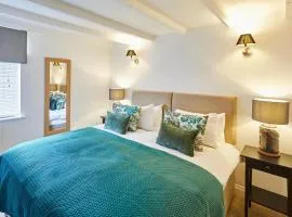 Host & Stay - Waterlily Cottage
