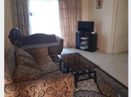 Chelsea Manor: Half Way Tree şehrinde bir otel