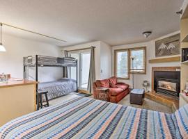 Iron Horse Studio with Resort Amenities Walk to WP!, viešbutis mieste Vinter Parkas