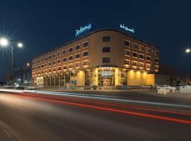 Radisson Blu Hotel, Buraidah, hotel v destinaci Burajda