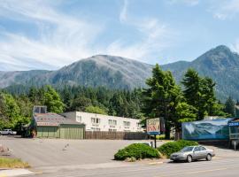 Columbia Gorge Inn, ξενοδοχείο με πάρκινγκ σε Cascade Locks