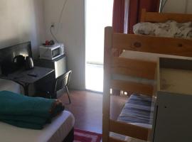 N1-3 Apto Céntrico Pequeño Habitación C/ Aire Acondicionado P/4 Personas Baño Privado