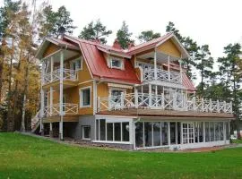 Villa Harald - Beachfront