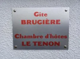 2 hébergements différents un gîte avec 2 chambres et une chambre avec kitchenette