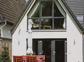 Kleines Stadthaus am Kloster, cabaña o casa de campo en Husum